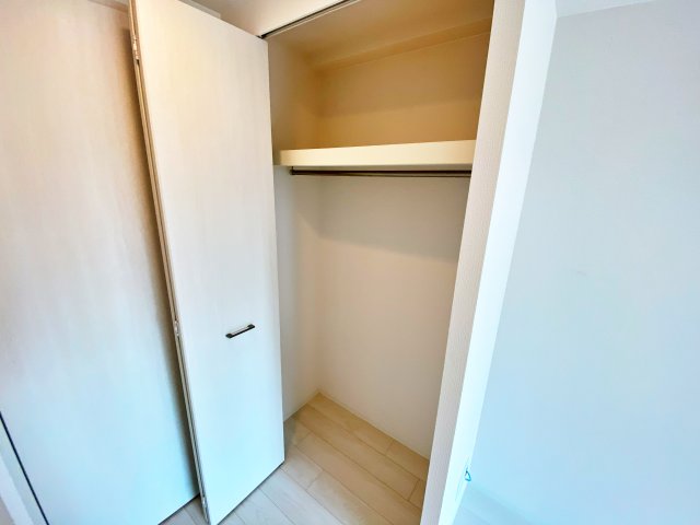 近鉄けいはんな線 荒本駅 徒歩10分 12階建 築1年の内装写真