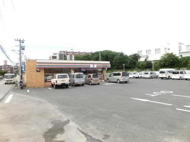 コンビニ　セブン‐イレブン／八幡友田１丁目店（コンビニ）まで460m