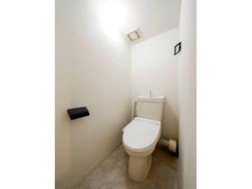 トイレ　ゆったりとした空間のトイレです