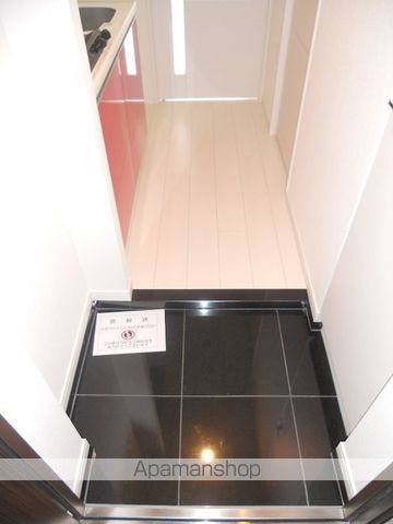 東急多摩川線 武蔵新田駅 徒歩3分 6階建 築14年の玄関写真
