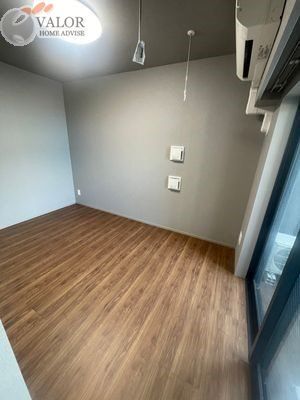 ブルーライン 阪東橋駅 徒歩5分 10階建 築2年の居間写真