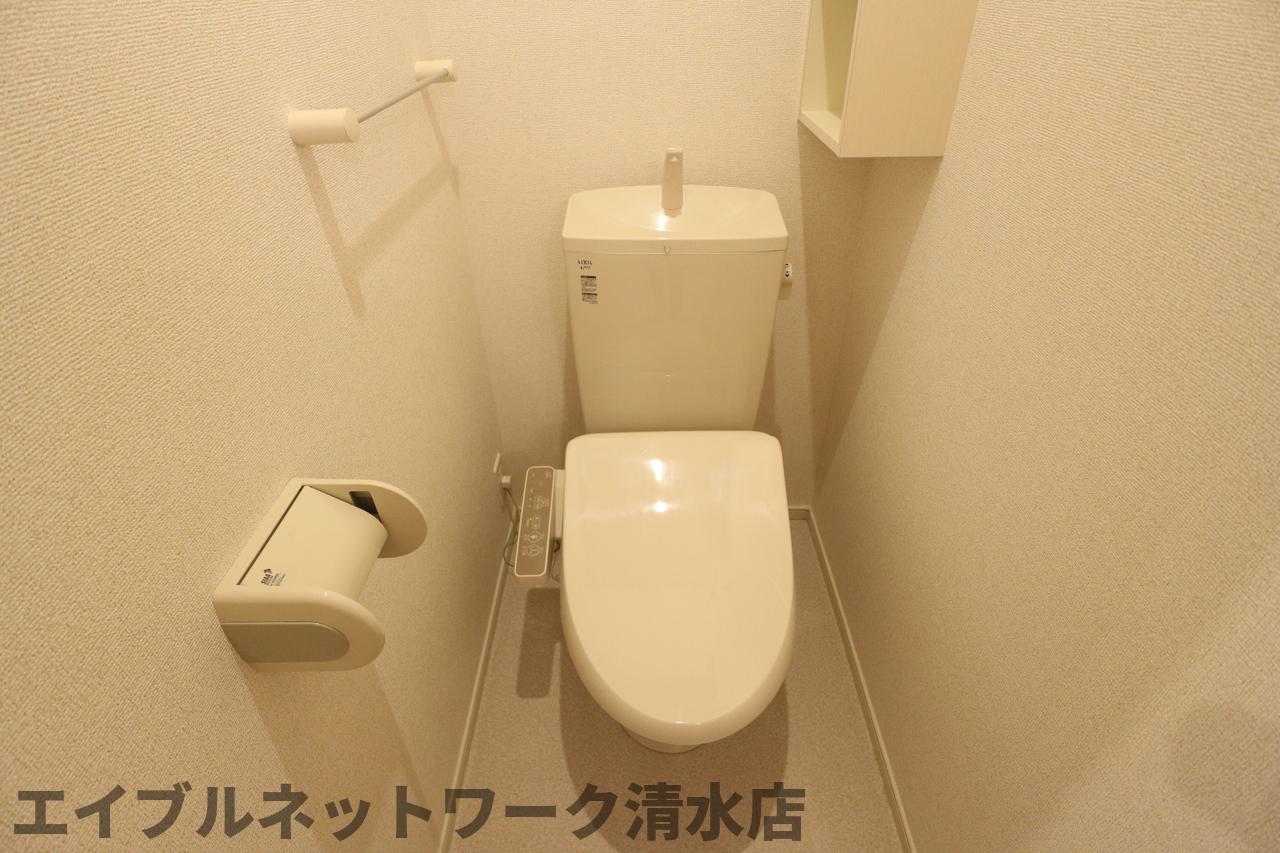 トイレ　コンパクトで使いやすいトイレです
