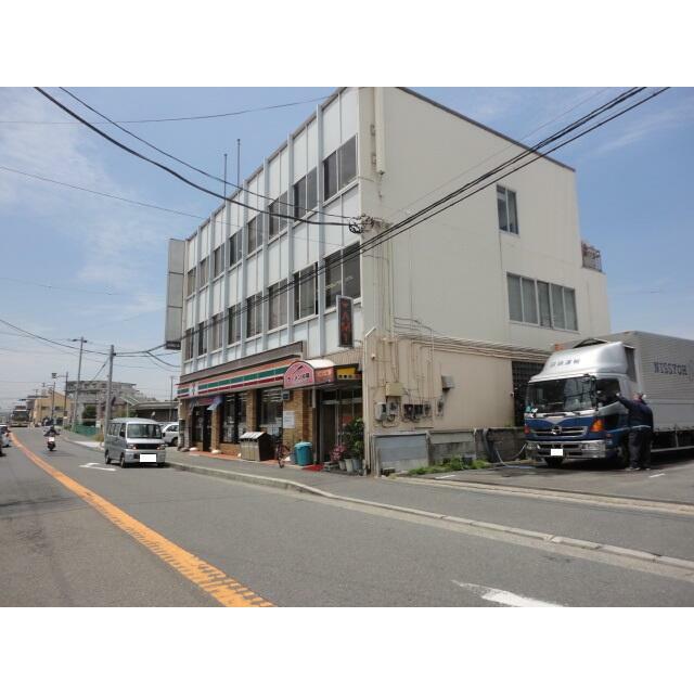 コンビニ　セブンイレブン鵠沼神明店（コンビニ）まで275m