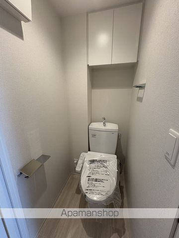 地下鉄御堂筋線 本町駅 徒歩7分 15階建 築2年のトイレ写真