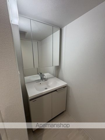 地下鉄御堂筋線 本町駅 徒歩7分 15階建 築2年の内装写真