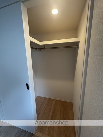 地下鉄御堂筋線 本町駅 徒歩7分 15階建 築2年の内装写真