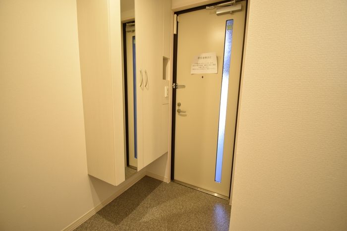 玄関　明るい玄関です