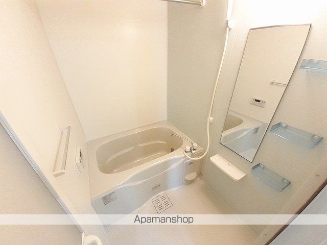 アンソレイエ・ノールIIの風呂写真