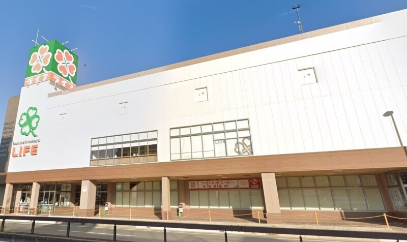 スーパー　ライフ夙川店（スーパー）まで734m
