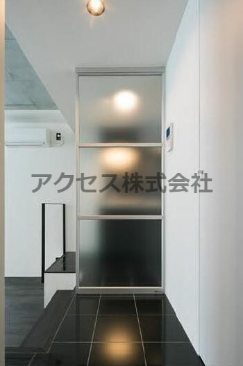 ＪＲ中央線 東中野駅 徒歩9分 4階建 築8年の内装写真