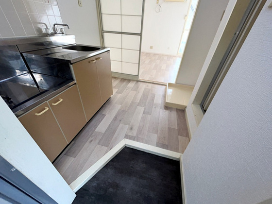 玄関　※別部屋の写真です