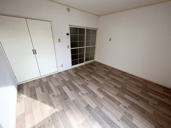 居室・リビング　※別部屋の写真です