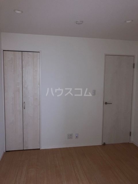 グランプルーヴ東大宮の居間写真