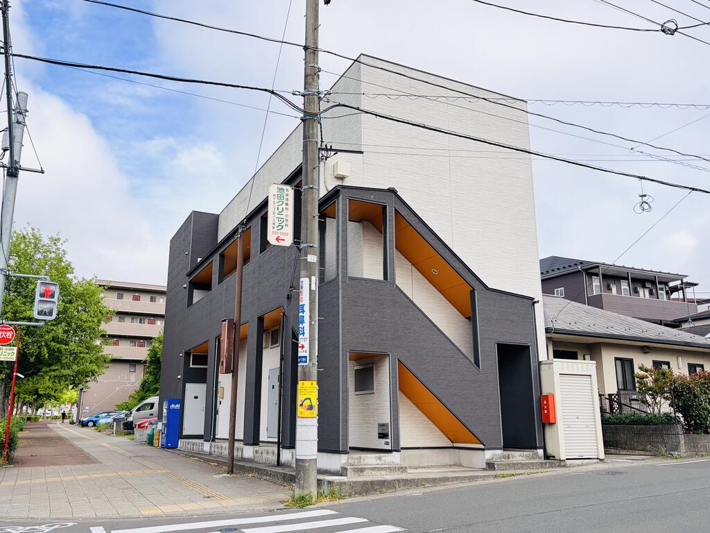 ペールオレンジの外観写真