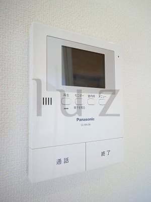 セキュリティ　モニター付きインターフォン完備です！