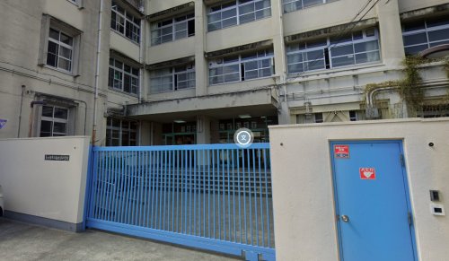 小学校　東大阪市立楠根東小学校（小学校）まで478m