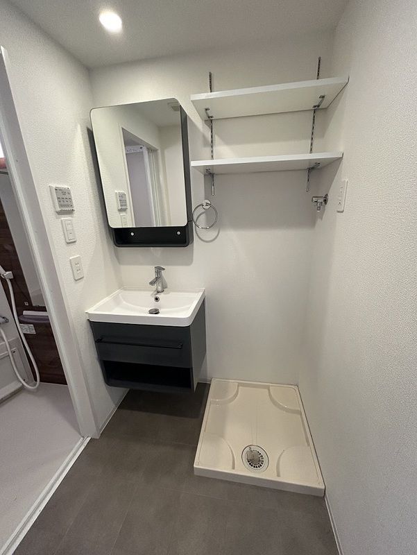 阪急宝塚線 三国駅 徒歩5分 11階建 築6年のトイレ写真