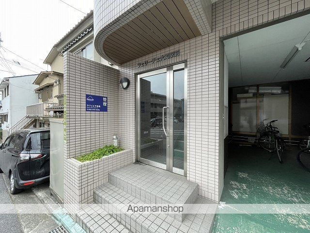 フェリーチェ大町駅前の外観写真