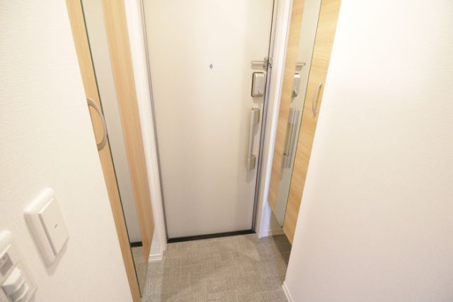 オアーゼMの玄関写真