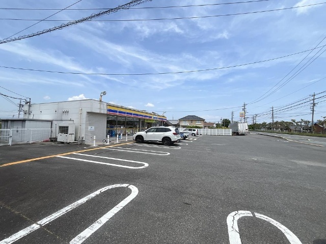 コンビニ　ミニストップ香良洲店（コンビニ）まで1617m