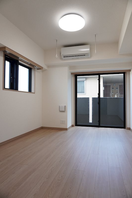 居室・リビング　※反転タイプ