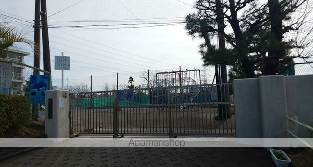 小学校　横浜市立名瀬小学校（小学校）まで1668m