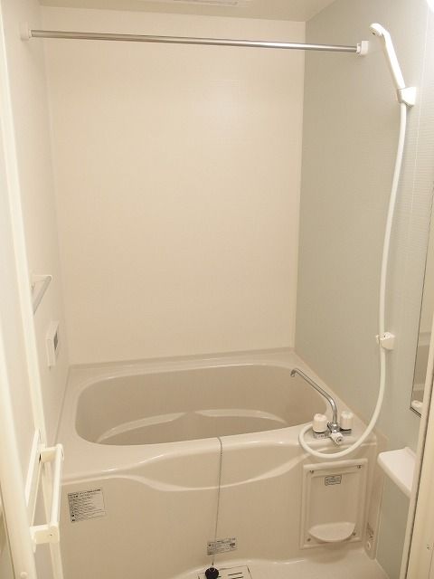 バス・シャワールーム　お風呂です
