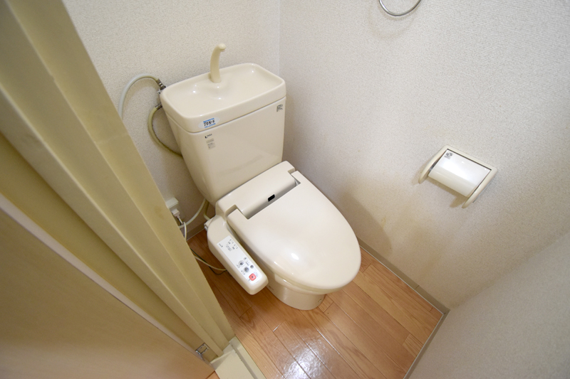 アシスト第5金沢マンションのトイレ写真
