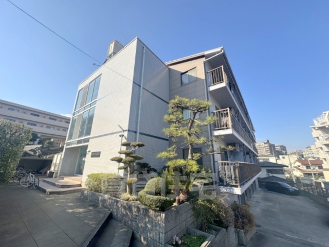 阪急千里線 千里山駅 徒歩20分 築38年