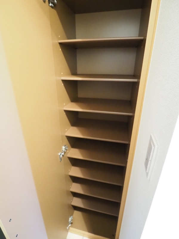 その他設備　シューズＢＯＸつき　※別部屋参考