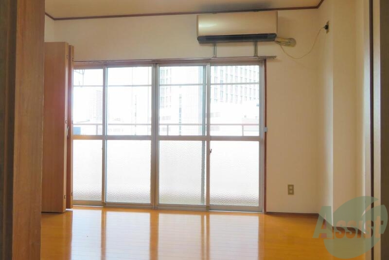 居室・リビング　南向き、和洋室の２Ｋのお部屋のご紹介です。