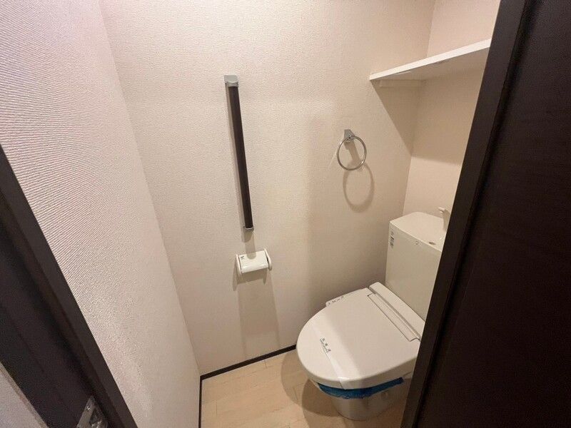 西武池袋線 東長崎駅 徒歩6分 3階建 築10年のトイレ写真