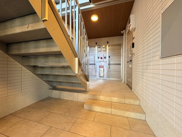 ロビー　RETOLIA阪南町　ロビー