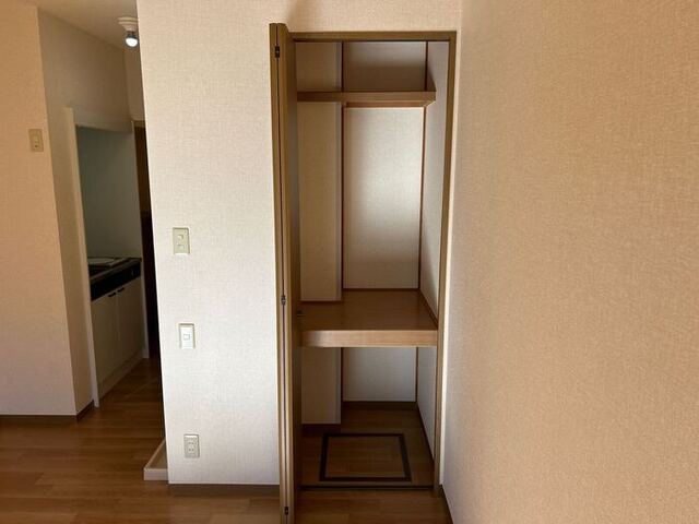 収納　物入れ