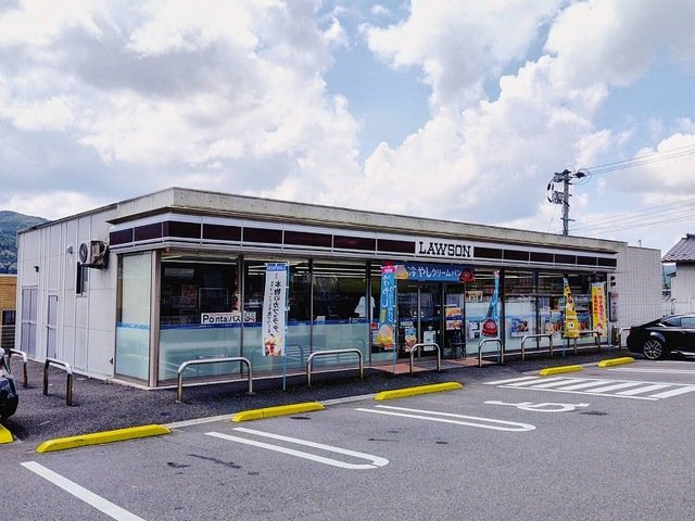 その他　ローソン 湯布院乙丸店まで530m