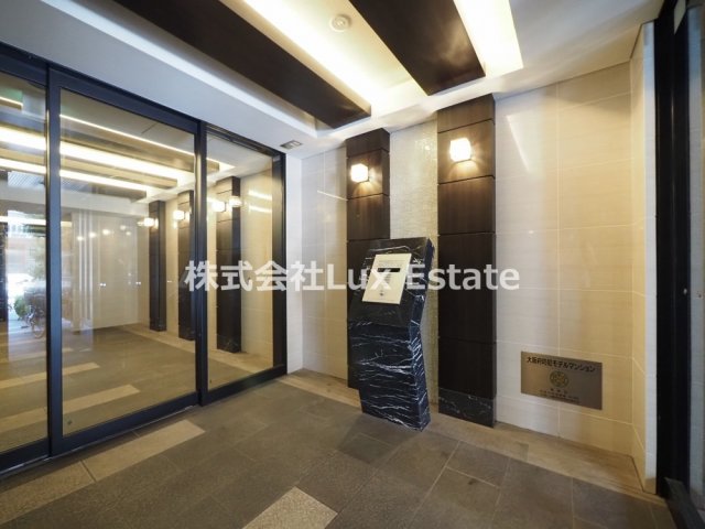 エントランス　建物の内部です