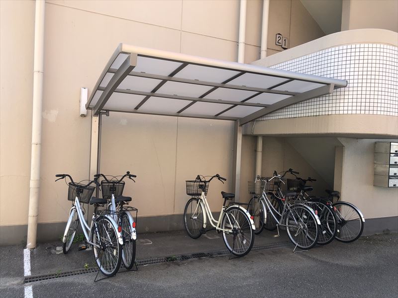 伸栄マンションの外観写真