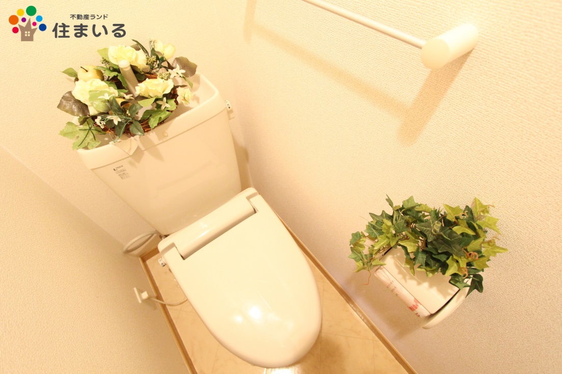トイレ　※写真は同型タイプとなります