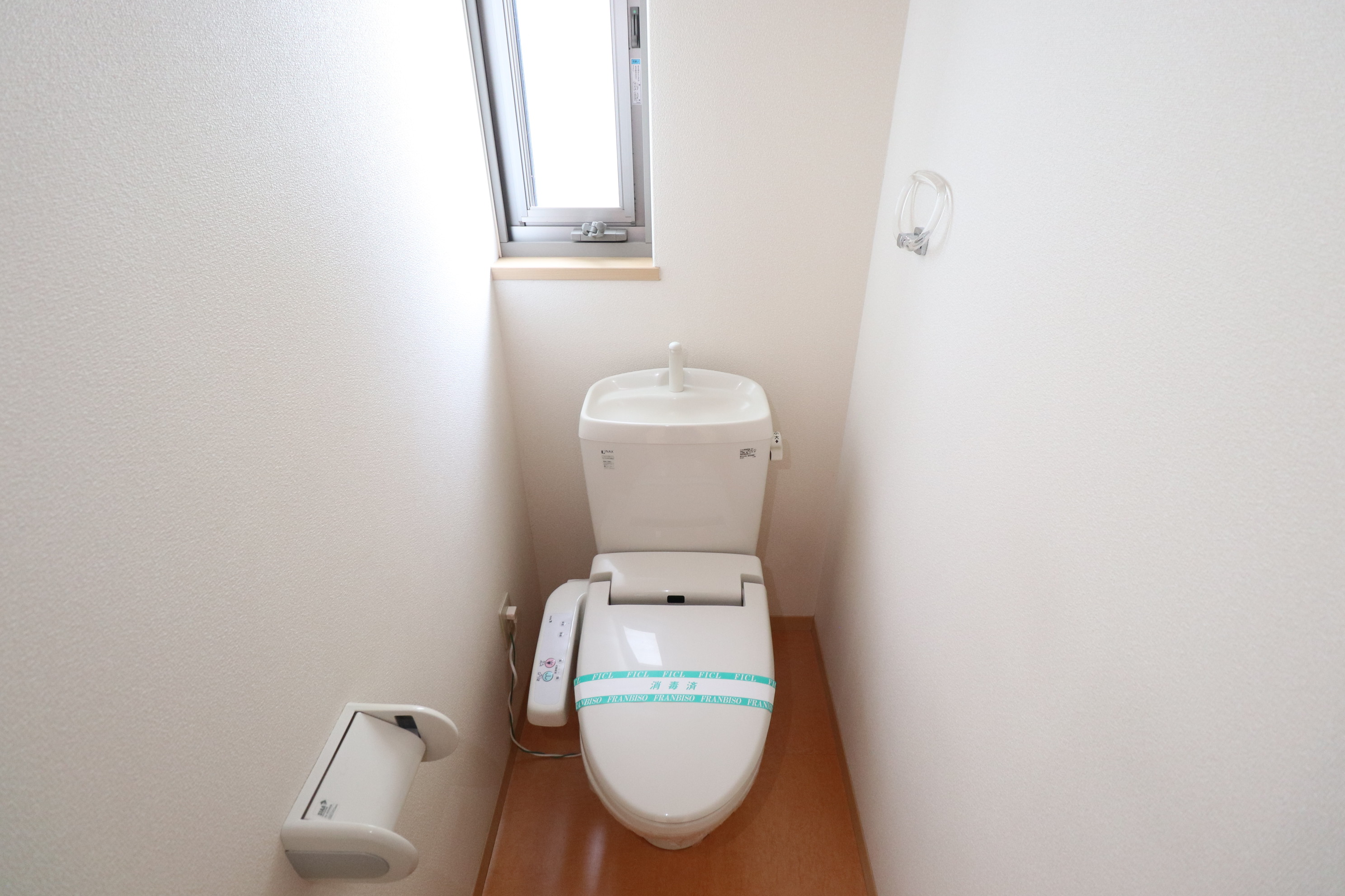 ベルホワイトのトイレ写真