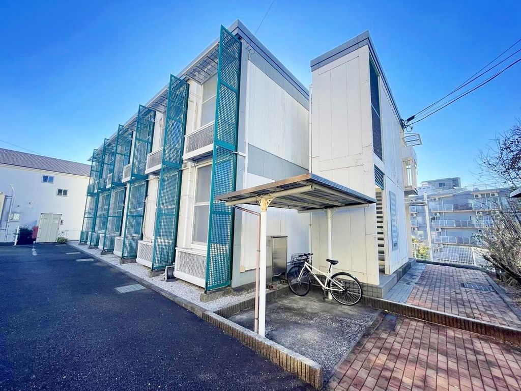 神奈川県横浜市栄区飯島町（アパート）の賃貸物件の外観