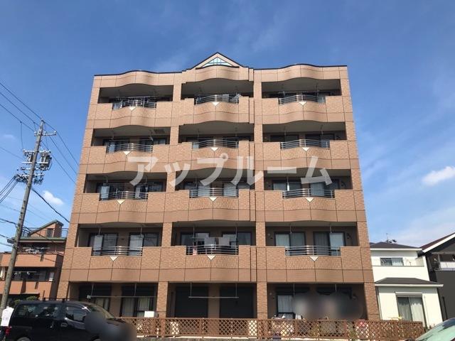 春日井市中新町のマンションの建物外観