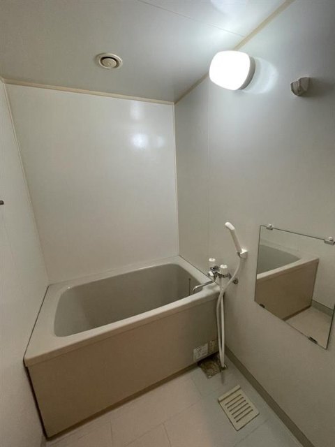 国分町ヴィラKYの風呂写真