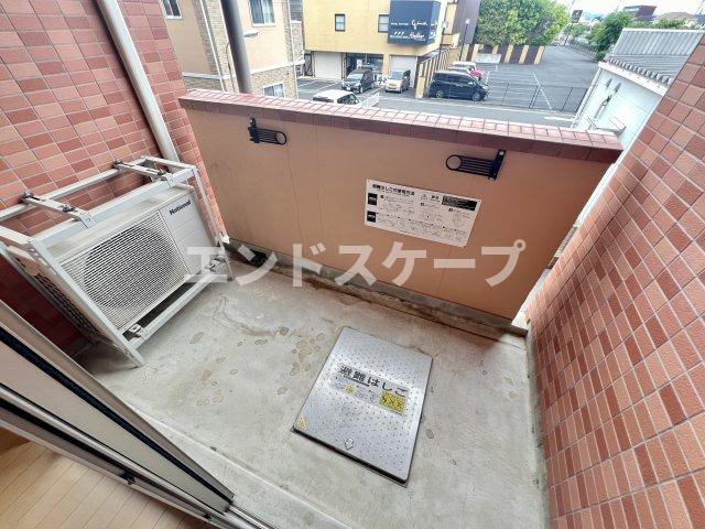 【高崎市新保町のマンションのバルコニー】