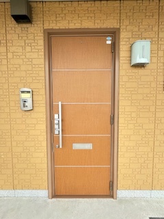 東武小泉線 西小泉駅 徒歩43分 2階建 築19年の玄関写真