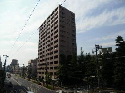 【カスタリア荒川の建物外観】