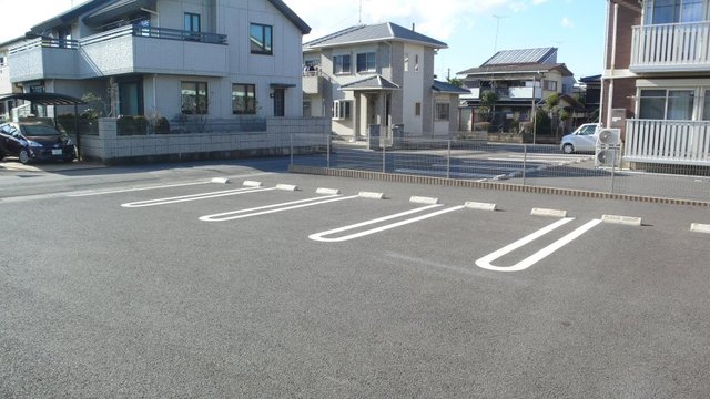 駐車場　敷地内駐車スペース