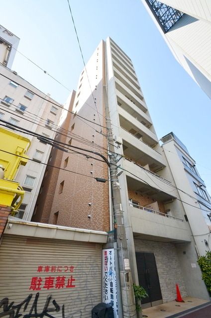 【さいたま市大宮区宮町のマンションの庭】