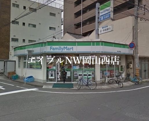 【岡山市北区南中央町のマンションのコンビニ】