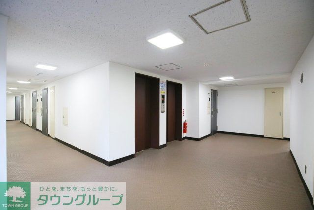 【千代田区平河町のマンションのロビー】