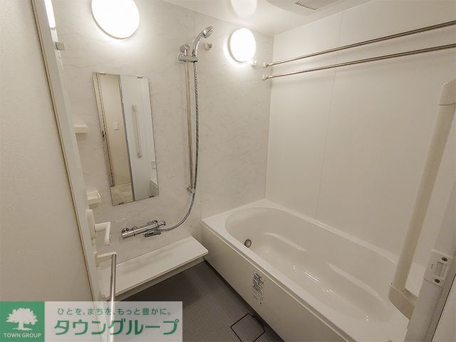 バス・シャワールーム　※写真は同タイプ住戸です。